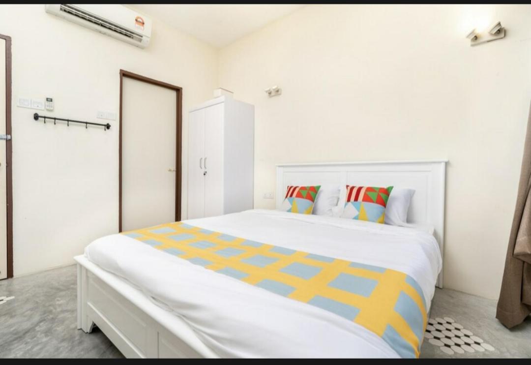Batu Ferringhi Luxury Seaview Suite - 3Br Exterior foto
