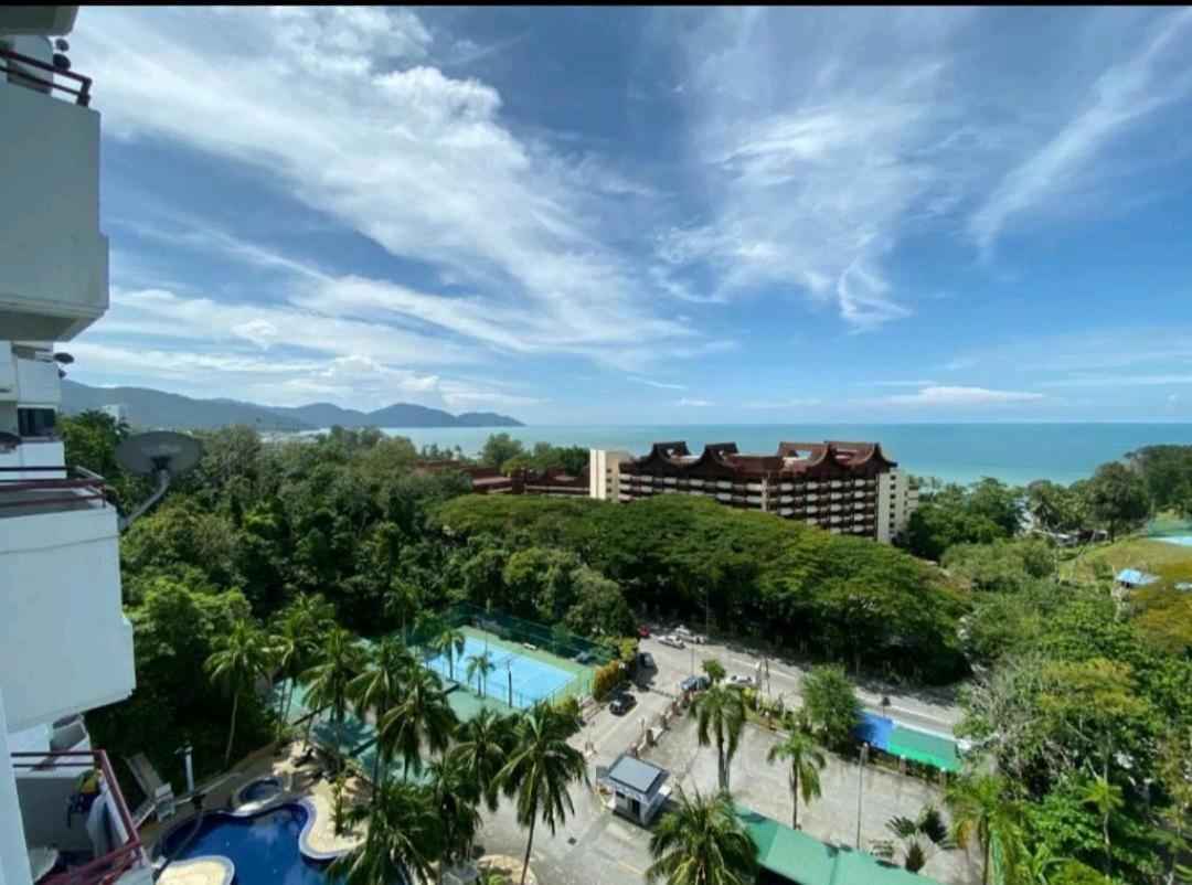 Batu Ferringhi Luxury Seaview Suite - 3Br Exterior foto