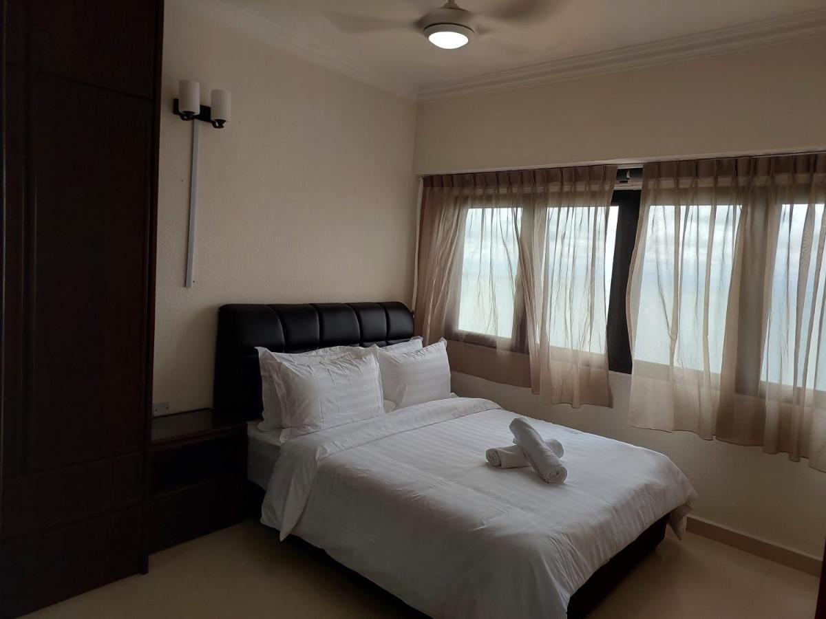 Batu Ferringhi Luxury Seaview Suite - 3Br Exterior foto