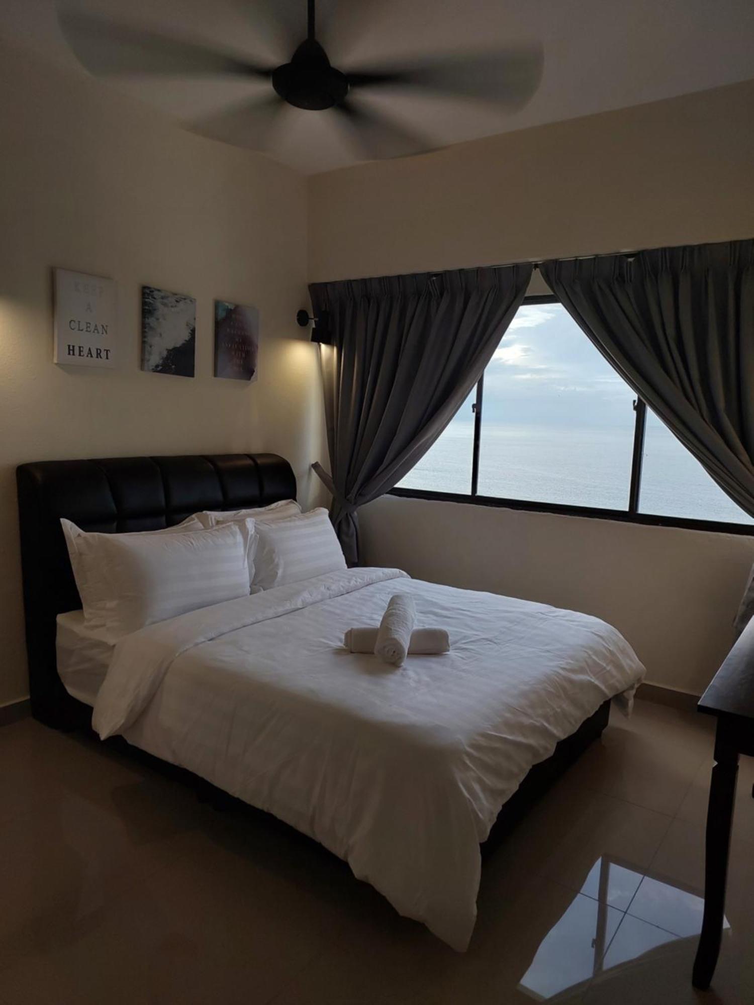 Batu Ferringhi Luxury Seaview Suite - 3Br Exterior foto